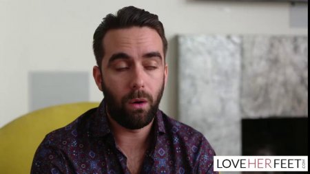 Длинноногая падчерица в красном белье соблазнила отчима